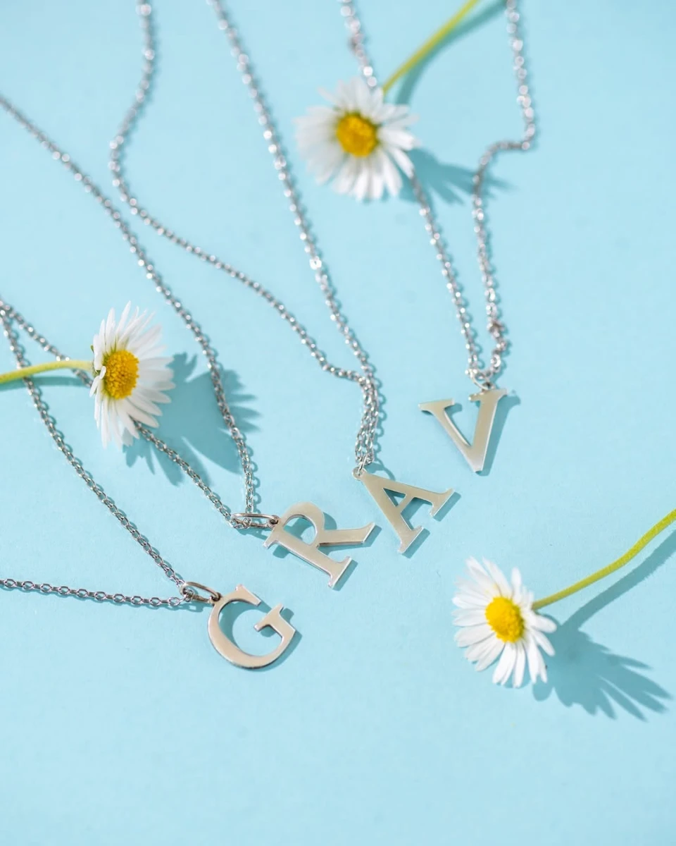 GRAV Letter Georgia Arany 14K Nyaklánc