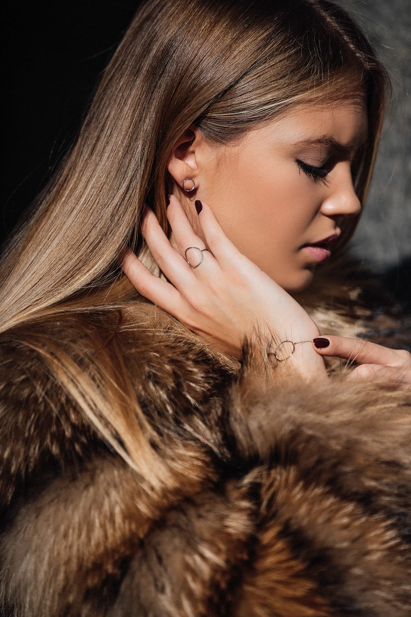 Kis Kontúr Kör Vörös Arany 14K Karkötő