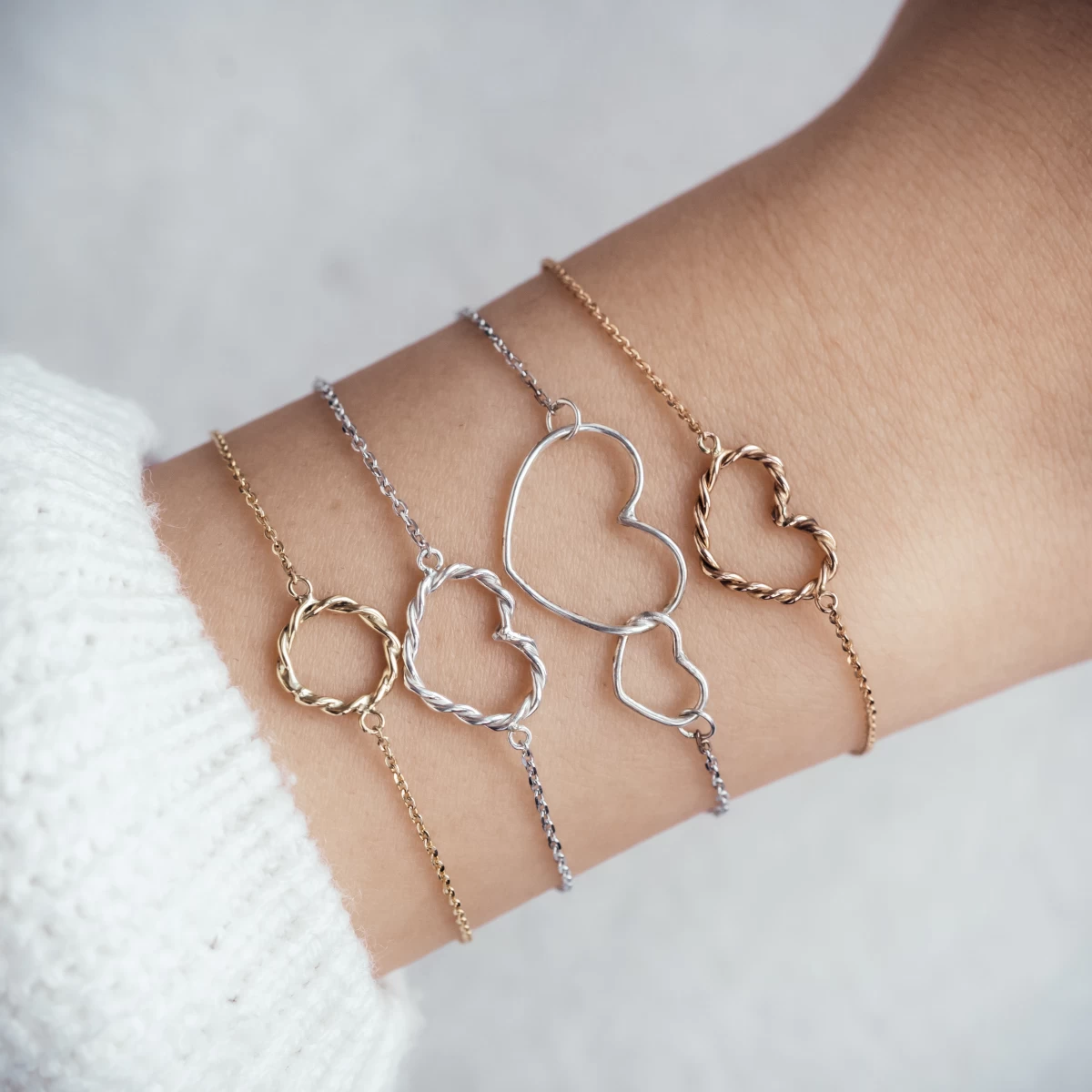 Dupla Szív Fehér Arany Karkötő