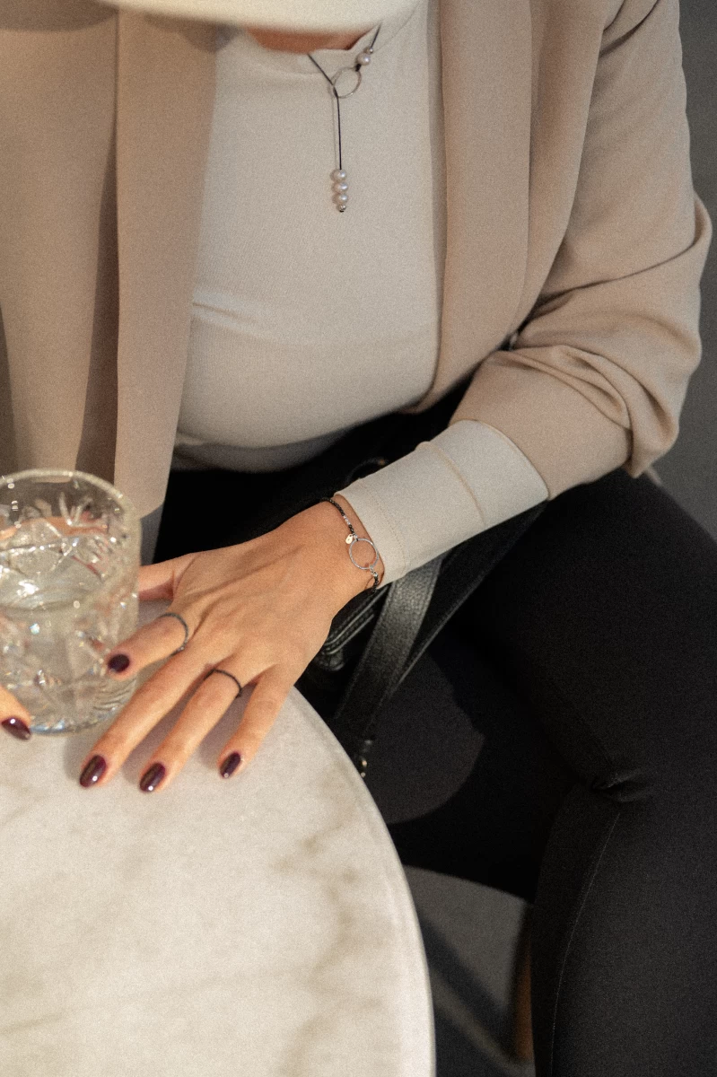 Quintessa Kör Fehér Gyöngy Ezüst 925 Fonalas Nyaklánc