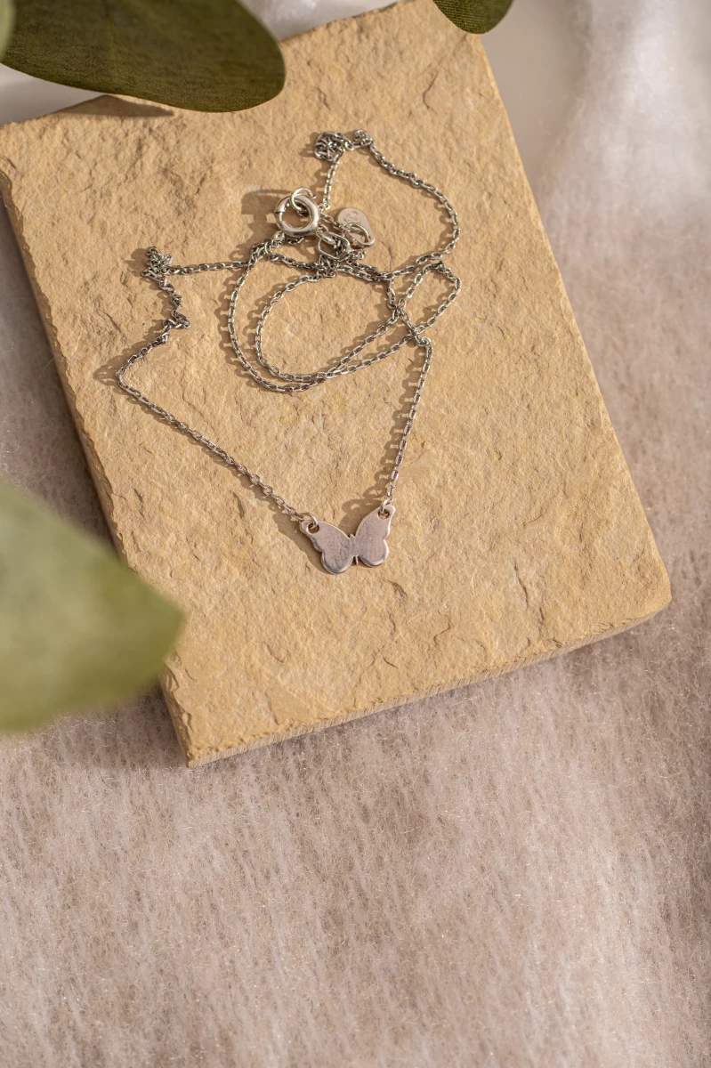 Pillangó Fehér Arany Nyaklánc