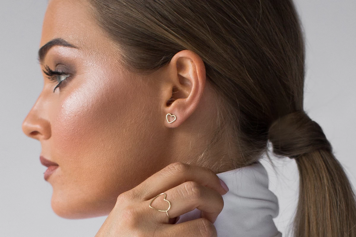 Kontúr Szív Fehér Arany Fülbevaló