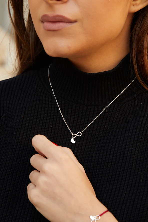 Végtelen Szív Fehér Arany Nyaklánc