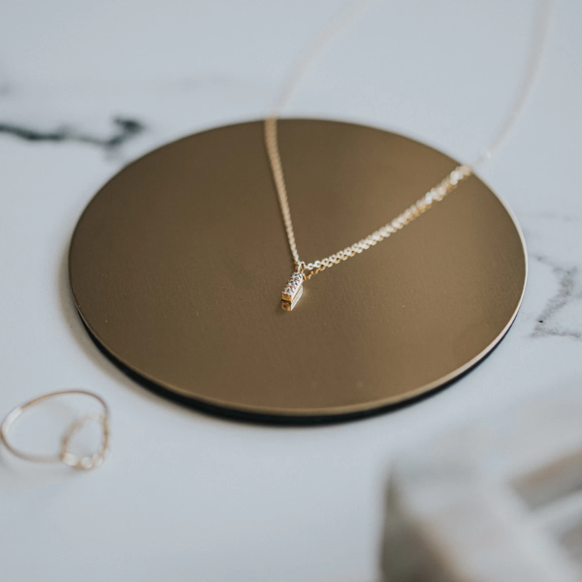 Lógós 3 Cirkónia Köves Vörös Arany Nyaklánc