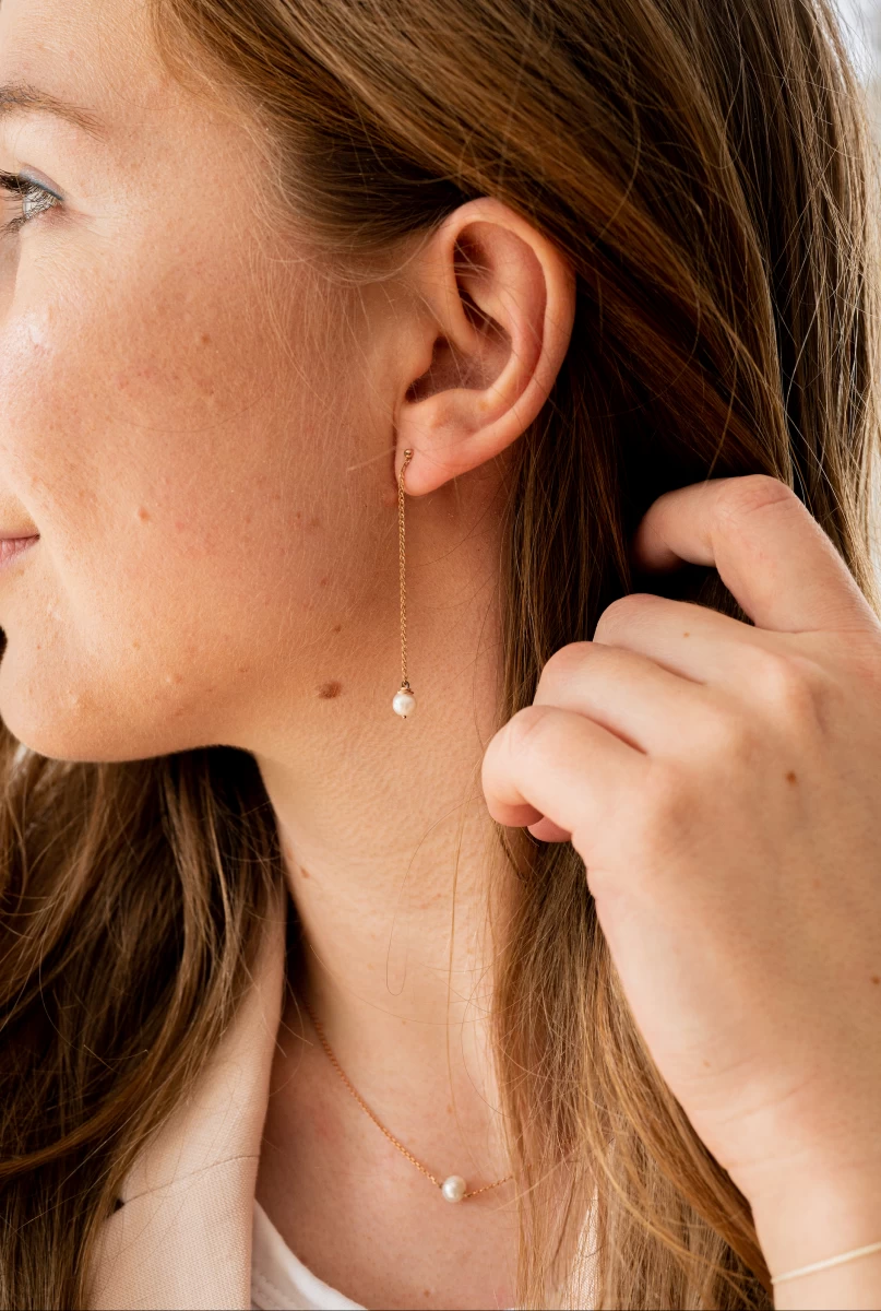 Lógós Igazgyöngy Vörös Arany Fülbevaló