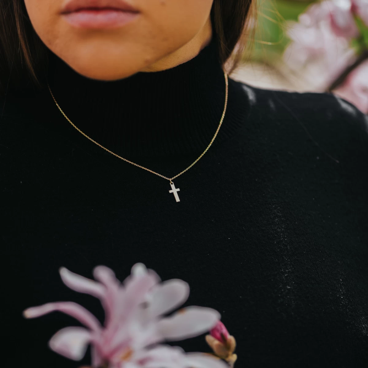 Kicsi Lógós Kereszt Vörös Arany Nyaklánc