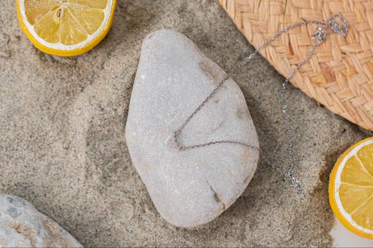 Cirkónia Féldrágakő Szív Medál Sárga Arany 14K Nyaklánc