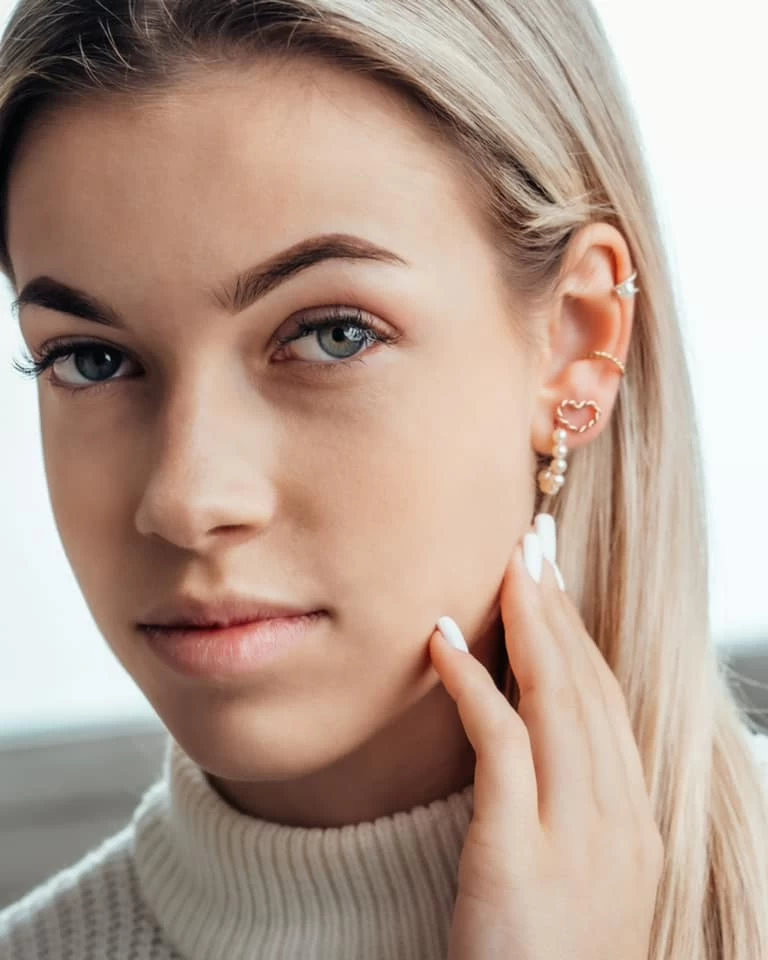 Nolita Kör Vörös Arany Fülgyűrű