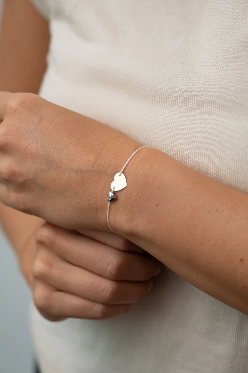 Szív Hematit Szívvel Fehér Arany 14K Fonalas Karkötő