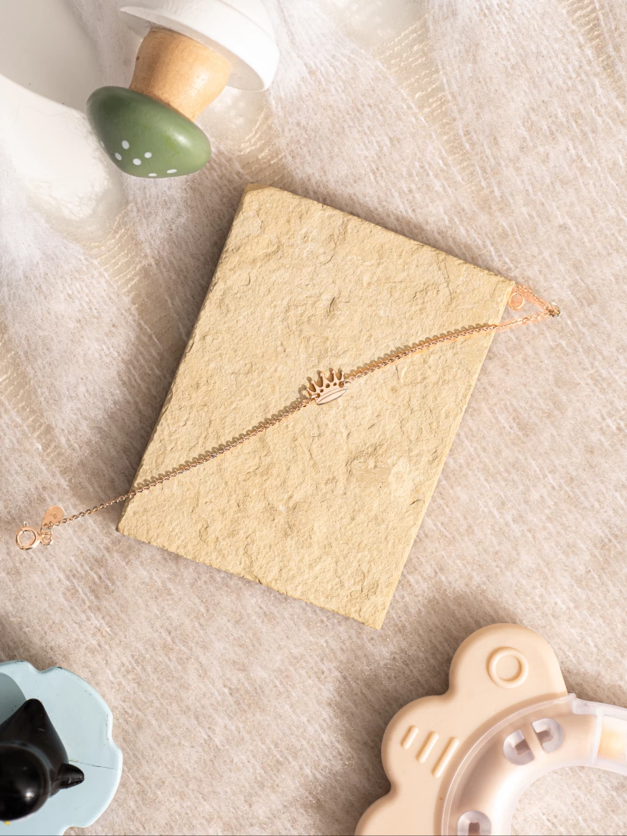 Korona Vörös Arany Karkötő