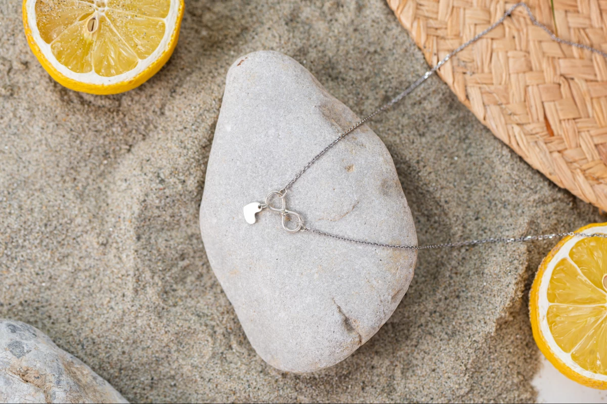 Végtelen Szív Arany Nyaklánc