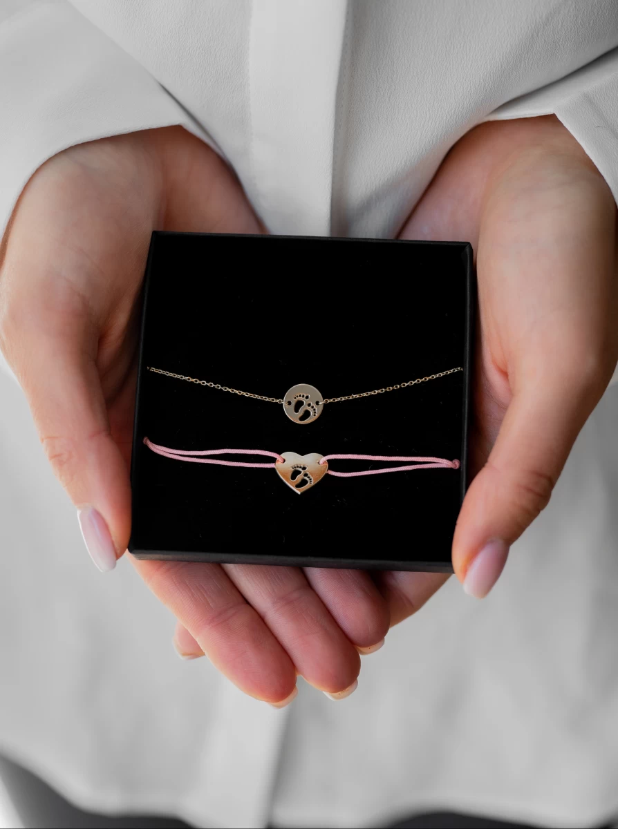 Körben Baba Talp Fehér Arany Karkötő