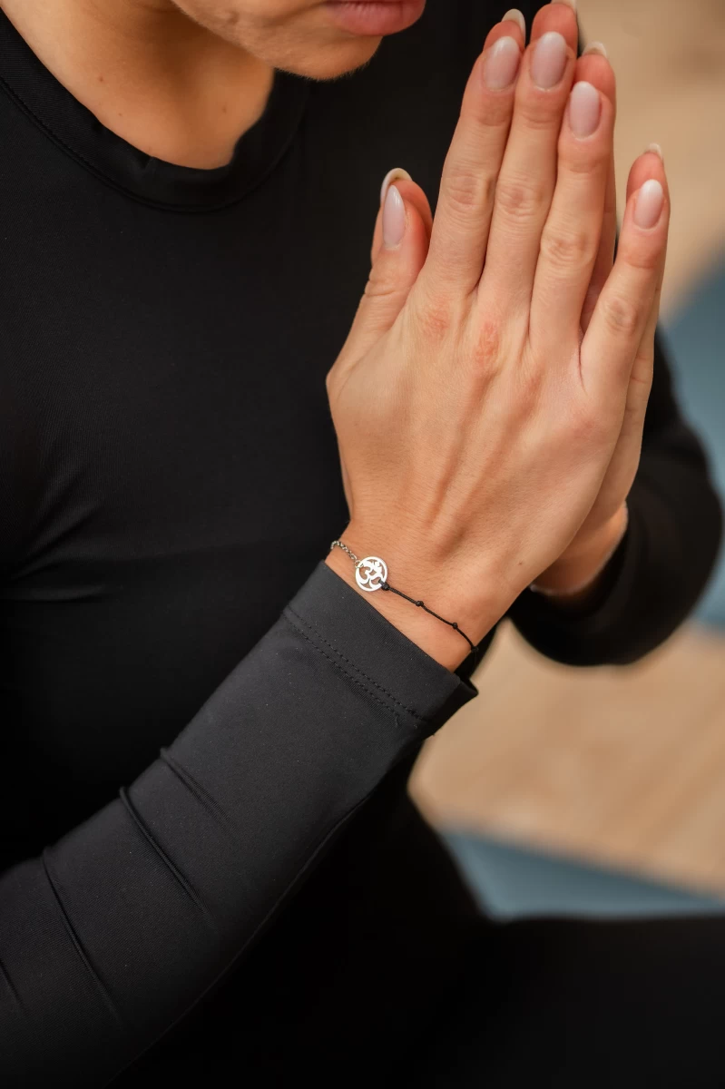 AUM Kabbala Fehér Arany 14K Karkötő